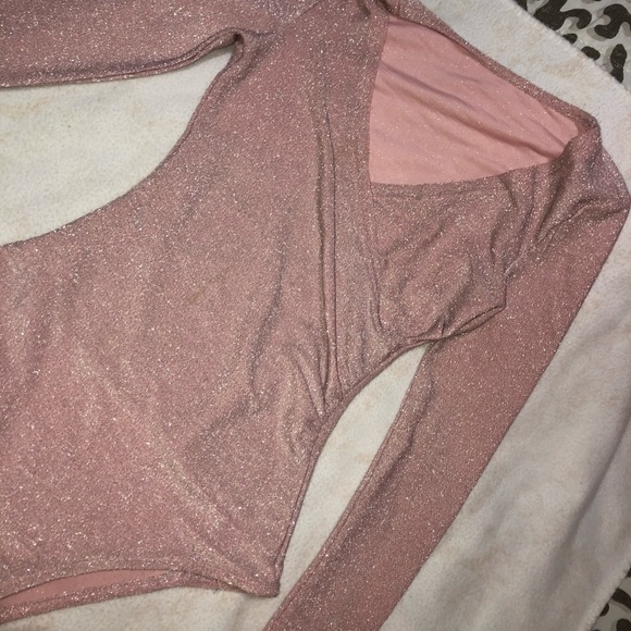 Long sleeve sparkly onesie - Picture 2 of 3